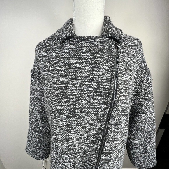 ASTR The Label Black Gray Marled Tweed Coat Size XS Asymmetrical Zip - Picture 8 of 16